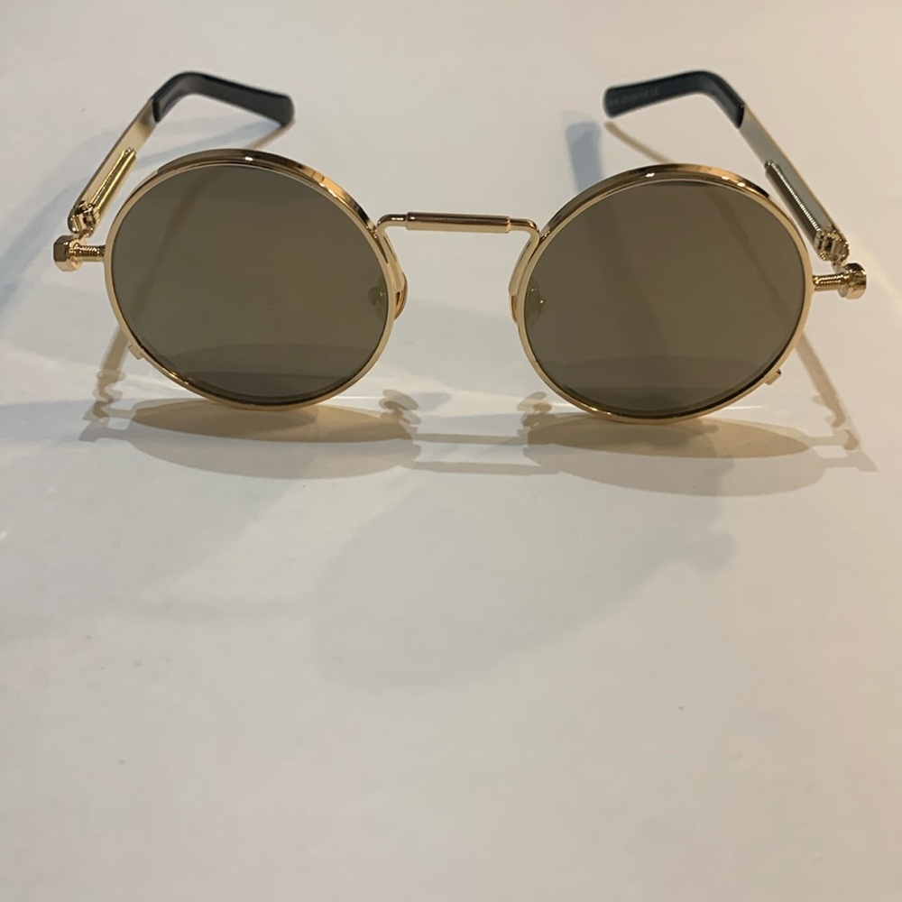 Gold Vintage Style Sunglasses